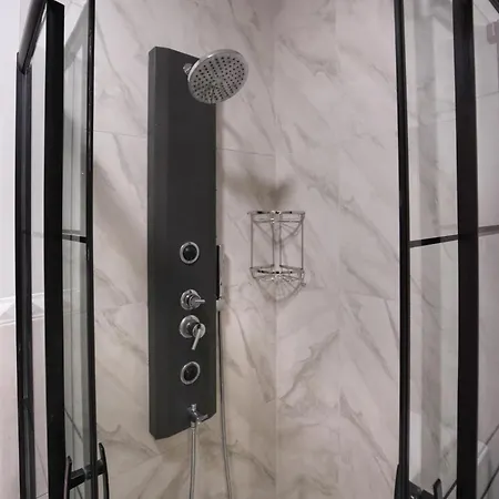 Apartment Charming And Comfortable *