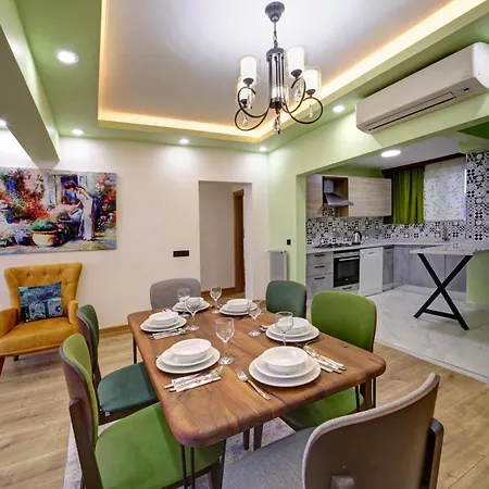 Charming And Comfortable Apartment Istanbul